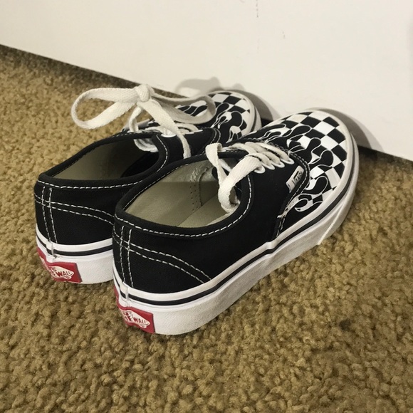 Vans - Picture 2 of 5